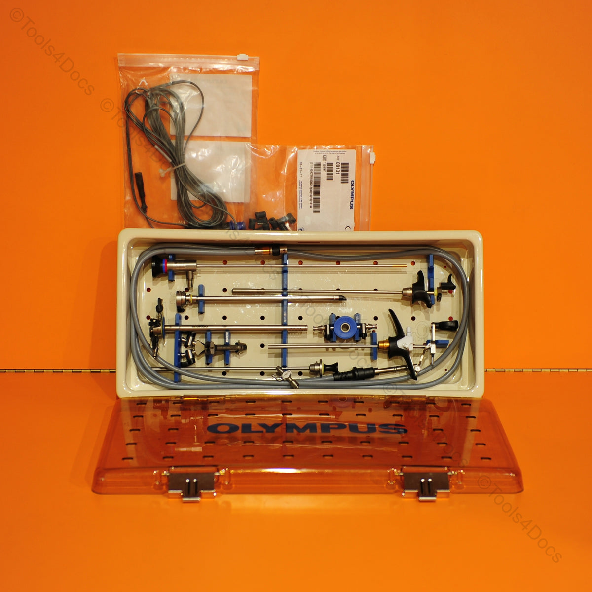 Olympus Urology set w/ Bipolar Active Working Element, 30° Telescope