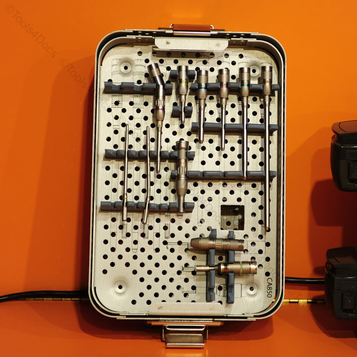 Medtronic CA850 tray with MR8 attachments and telescoping tubes