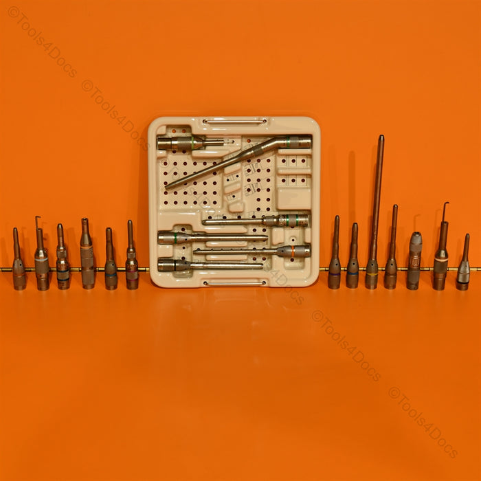 Medtronic EC200 Console with EF100 f/s, EM200 Drill, & 20x Attachments in a Case