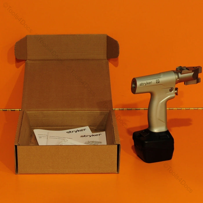Stryker System 9 ( 9209-000-00 ) Precision Saw Handpiece with Large Battery