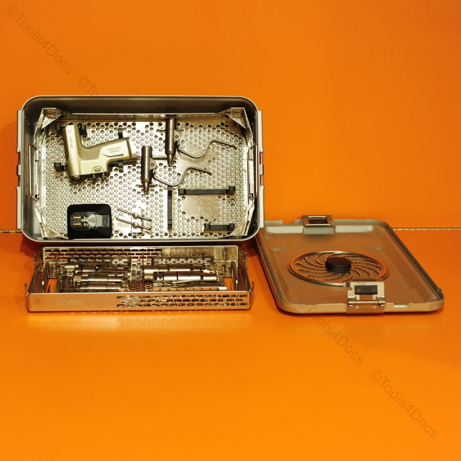 Stryker System 8 CD5 ( 4500 ) Cordless Driver set w/attachments and Ba